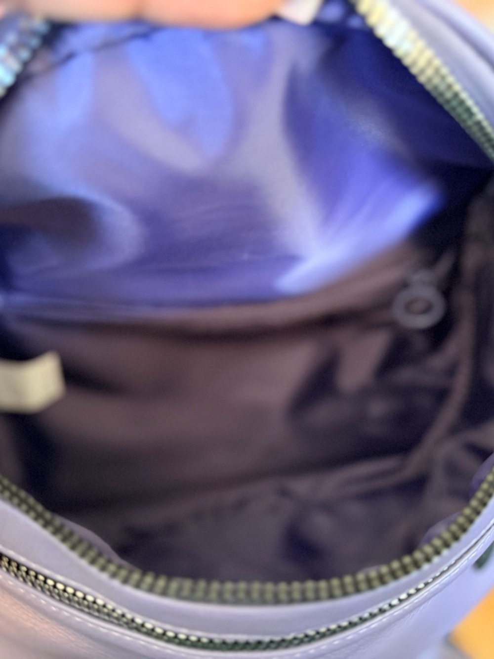 Iris & Rainbow June Best Version Cloud Purple Faux Leather Bag w/Coin Purse - Picture 4 of 4